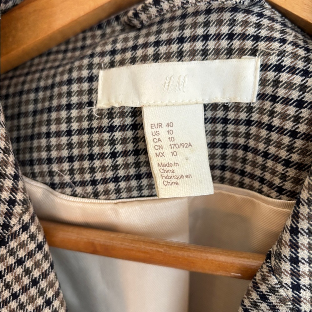 H&M Blazer - Picture 4 of 7